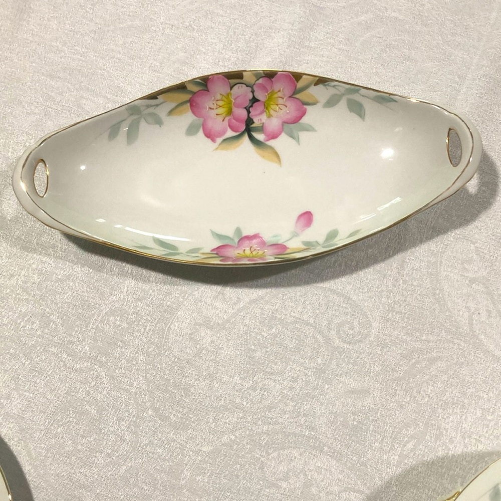 Noritaki Azaela Pattern Pink and Gold Floral Serveware Dish